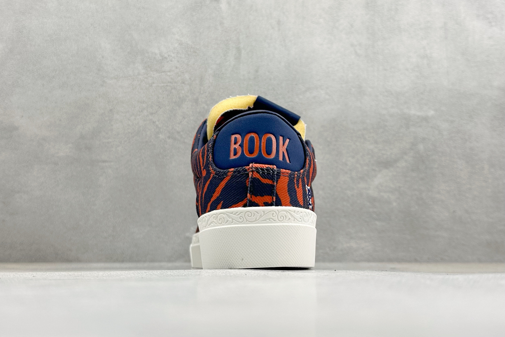 PG版Devin Booker x Nike Blazer Low Detroit Tigers 布克联名 HQ2054-801-Top High Quatity Cheap Sneakers Fashion Clothing Clothes Bags handbags Shoes of all Brand wholesale With The best Quality And Beautiful Price from China Factory Chinese suppliers wholesaler seller PG版Devin Booker x Nike Blazer Low Detroit Tigers 布克联名 HQ2054-801