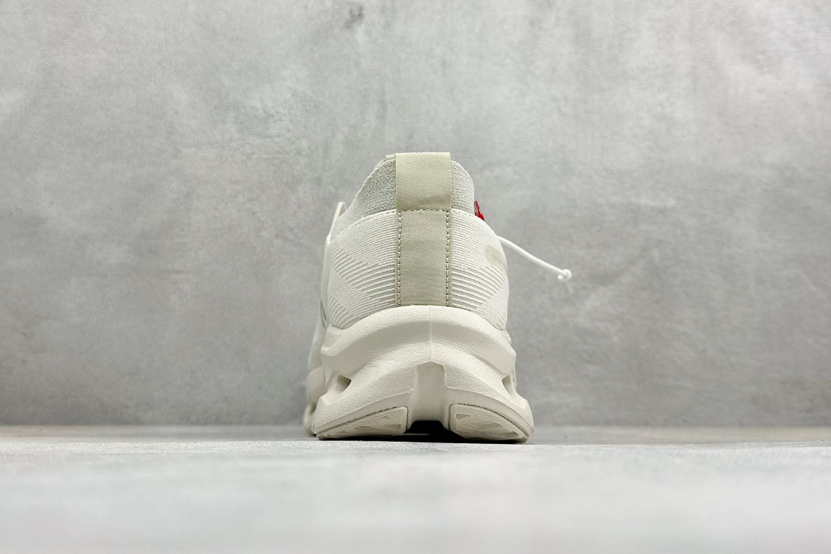 XF版LOEWE x On Cloudtilt 昂跑罗意威联名 圆头系带生活休闲鞋 3MD30330554-Top High Quatity Cheap Sneakers Fashion Clothing Clothes Bags handbags Shoes of all Brand wholesale With The best Quality And Beautiful Price from China Factory Chinese suppliers wholesaler seller XF版LOEWE x On Cloudtilt 昂跑罗意威联名 圆头系带生活休闲鞋 3MD30330554