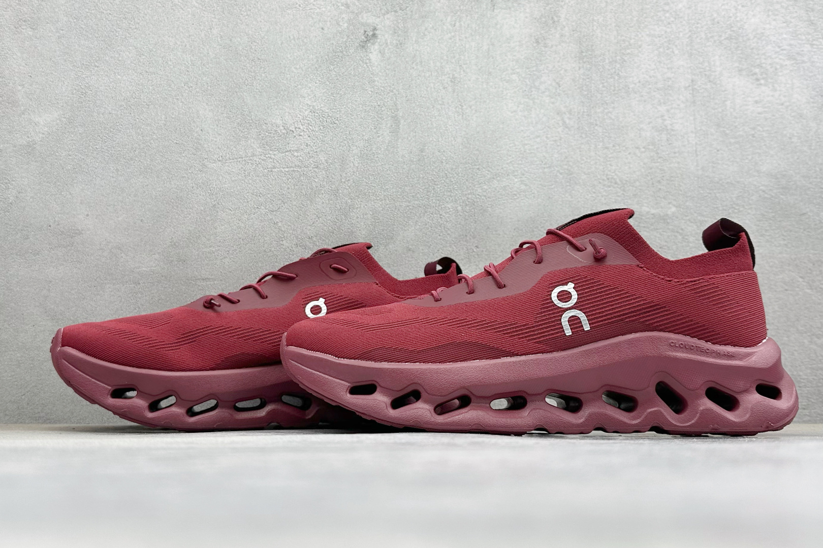 XF版LOEWE x On Cloudtilt 昂跑罗意威联名 圆头系带生活休闲鞋 3MD30312424-Top High Quatity Cheap Sneakers Fashion Clothing Clothes Bags handbags Shoes of all Brand wholesale With The best Quality And Beautiful Price from China Factory Chinese suppliers wholesaler seller XF版LOEWE x On Cloudtilt 昂跑罗意威联名 圆头系带生活休闲鞋 3MD30312424