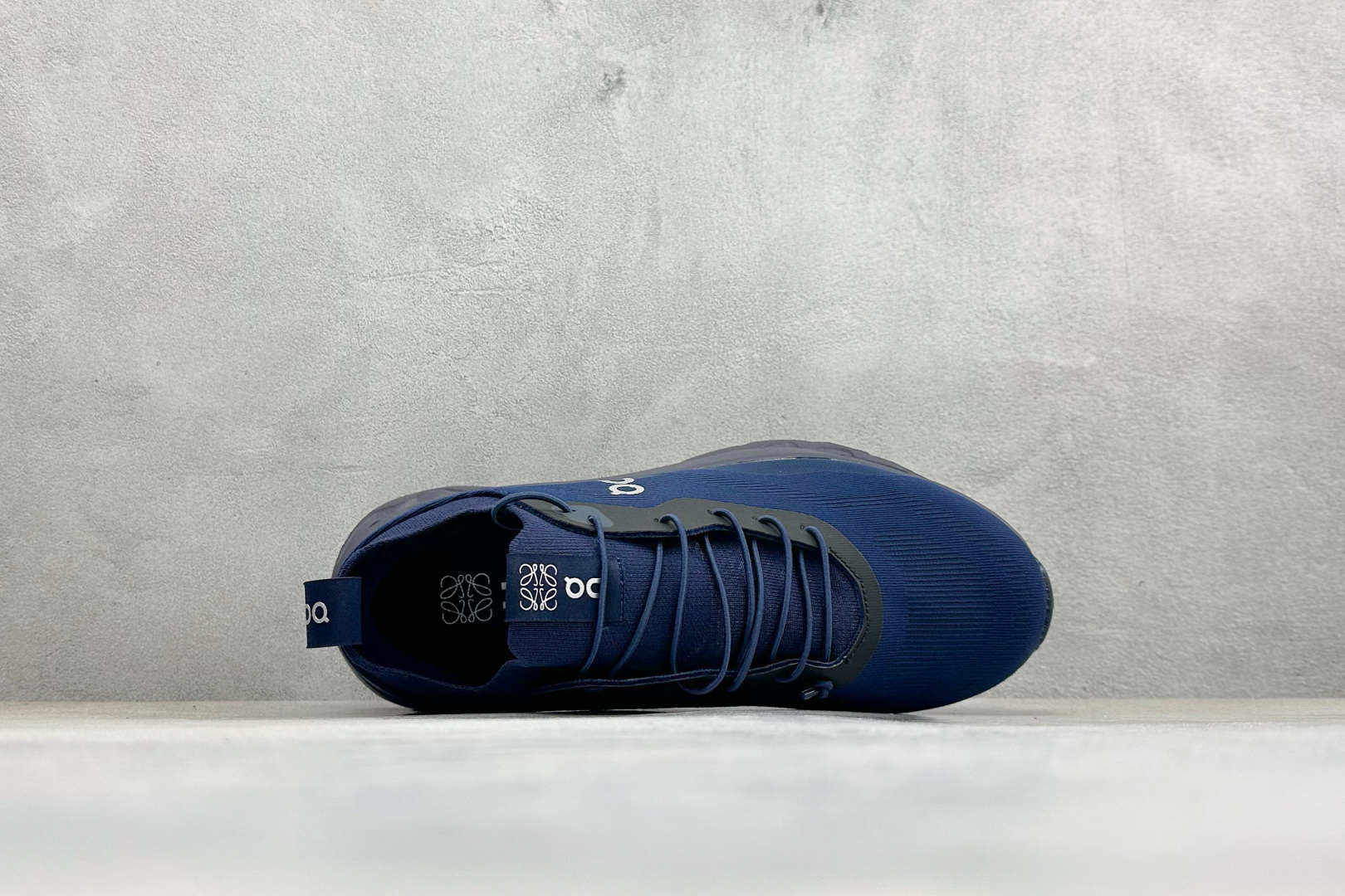 XF版LOEWE x On Cloudtilt 昂跑罗意威联名 圆头系带生活休闲鞋 M929282X15-5887-Top High Quatity Cheap Sneakers Fashion Clothing Clothes Bags handbags Shoes of all Brand wholesale With The best Quality And Beautiful Price from China Factory Chinese suppliers wholesaler seller XF版LOEWE x On Cloudtilt 昂跑罗意威联名 圆头系带生活休闲鞋 M929282X15-5887