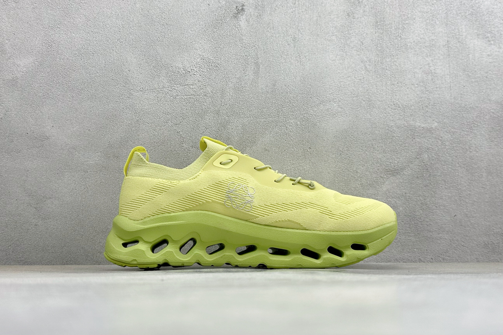 XF版LOEWE x On Cloudtilt 昂跑罗意威联名 圆头系带生活休闲鞋 3MD3033-Top High Quatity Cheap Sneakers Fashion Clothing Clothes Bags handbags Shoes of all Brand wholesale With The best Quality And Beautiful Price from China Factory Chinese suppliers wholesaler seller XF版LOEWE x On Cloudtilt 昂跑罗意威联名 圆头系带生活休闲鞋 3MD3033