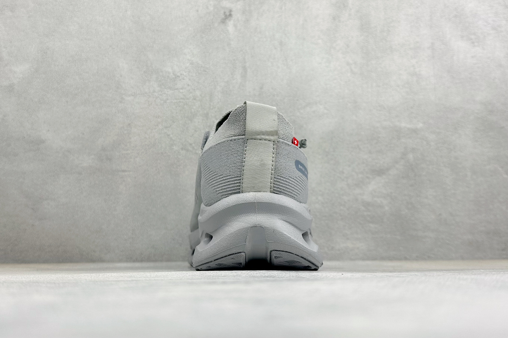 XF版LOEWE x On Cloudtilt 昂跑罗意威联名 圆头系带生活休闲鞋 3MD3033-Top High Quatity Cheap Sneakers Fashion Clothing Clothes Bags handbags Shoes of all Brand wholesale With The best Quality And Beautiful Price from China Factory Chinese suppliers wholesaler seller XF版LOEWE x On Cloudtilt 昂跑罗意威联名 圆头系带生活休闲鞋 3MD3033