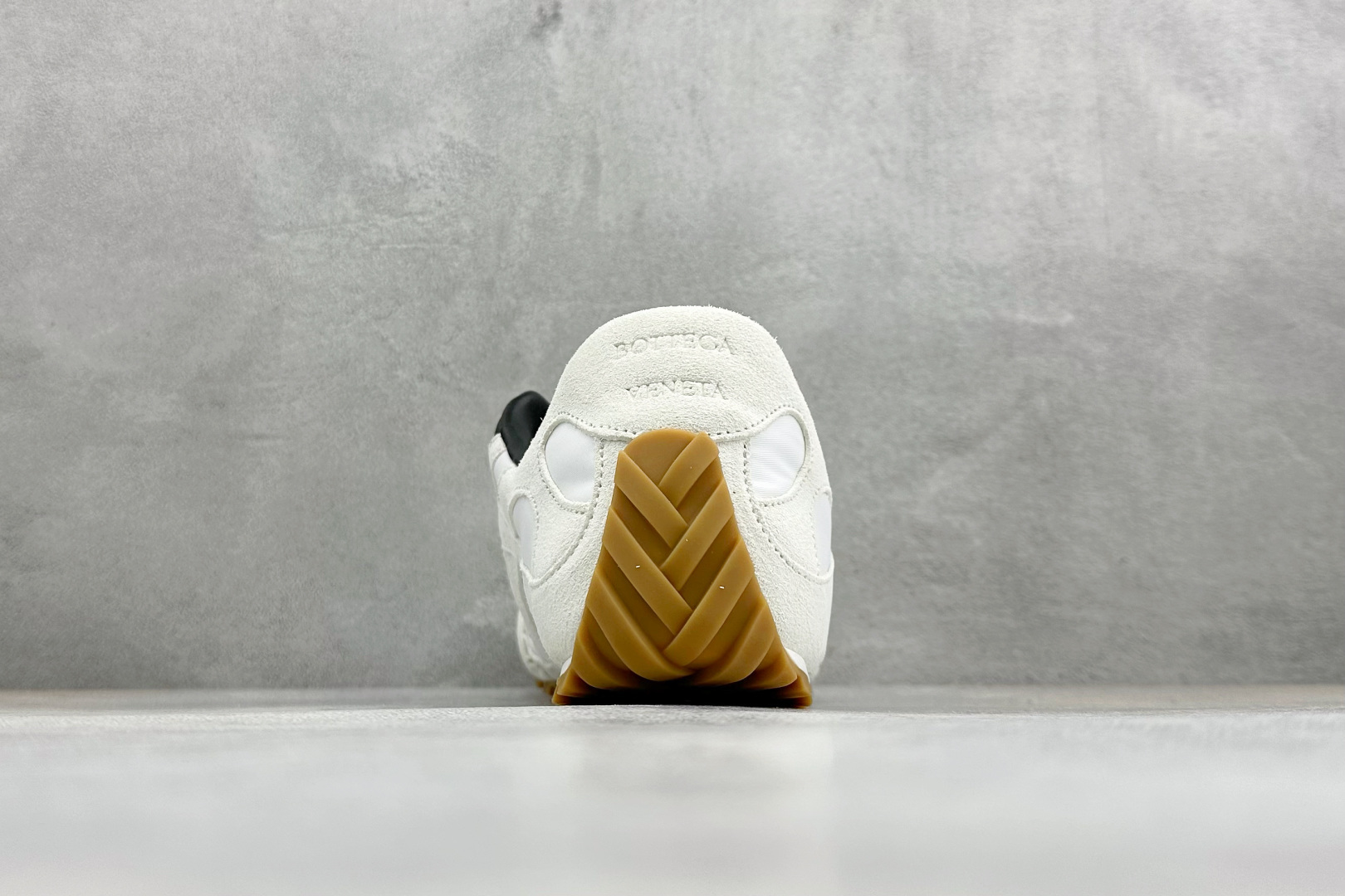 S版BOTTEGA VENETA Orbit Runner BV葆蝶家时尚休闲王一博同款老爹鞋运动鞋 851621V3MS2-Top High Quatity Cheap Sneakers Fashion Clothing Clothes Bags handbags Shoes of all Brand wholesale With The best Quality And Beautiful Price from China Factory Chinese suppliers wholesaler seller S版BOTTEGA VENETA Orbit Runner BV葆蝶家时尚休闲王一博同款老爹鞋运动鞋 851621V3MS2