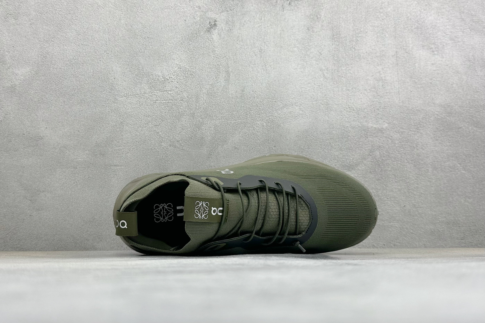 XF版LOEWE x On Cloudtilt 昂跑罗意威联名 圆头系带生活休闲鞋 3MD30330436-Top High Quatity Cheap Sneakers Fashion Clothing Clothes Bags handbags Shoes of all Brand wholesale With The best Quality And Beautiful Price from China Factory Chinese suppliers wholesaler seller XF版LOEWE x On Cloudtilt 昂跑罗意威联名 圆头系带生活休闲鞋 3MD30330436