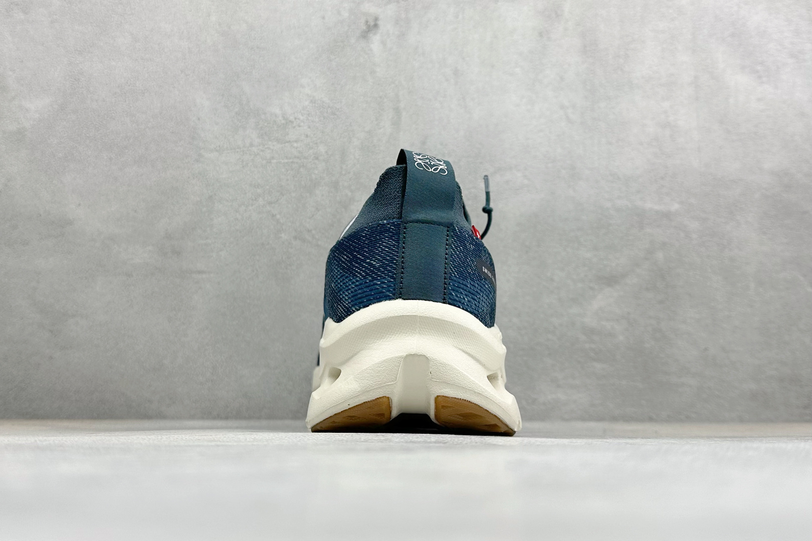 XF版LOEWE x On Cloudtilt 昂跑罗意威联名 圆头系带生活休闲鞋 3MF31174617-Top High Quatity Cheap Sneakers Fashion Clothing Clothes Bags handbags Shoes of all Brand wholesale With The best Quality And Beautiful Price from China Factory Chinese suppliers wholesaler seller XF版LOEWE x On Cloudtilt 昂跑罗意威联名 圆头系带生活休闲鞋 3MF31174617