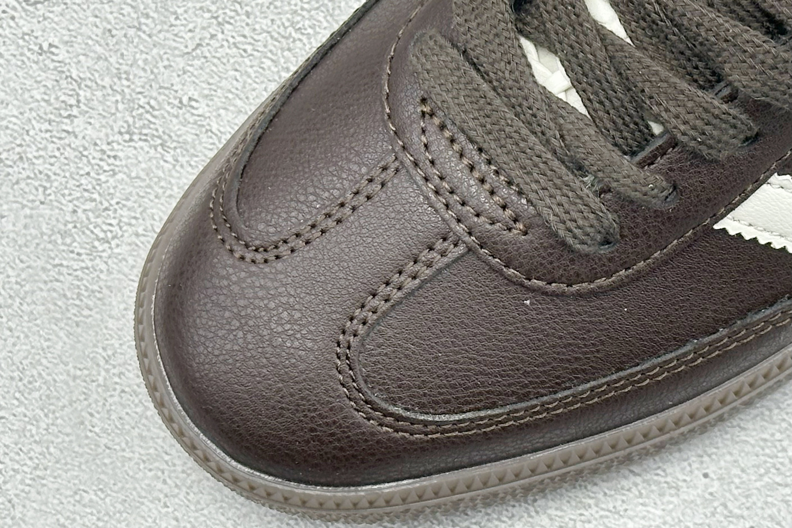 HZ版Adidas Originals Samba 阿迪达斯三叶草 桑巴舞系列绅士德训足球风百搭低帮休闲运动板鞋 IH3982-Top High Quatity Cheap Sneakers Fashion Clothing Clothes Bags handbags Shoes of all Brand wholesale With The best Quality And Beautiful Price from China Factory Chinese suppliers wholesaler seller HZ版Adidas Originals Samba 阿迪达斯三叶草 桑巴舞系列绅士德训足球风百搭低帮休闲运动板鞋 IH3982