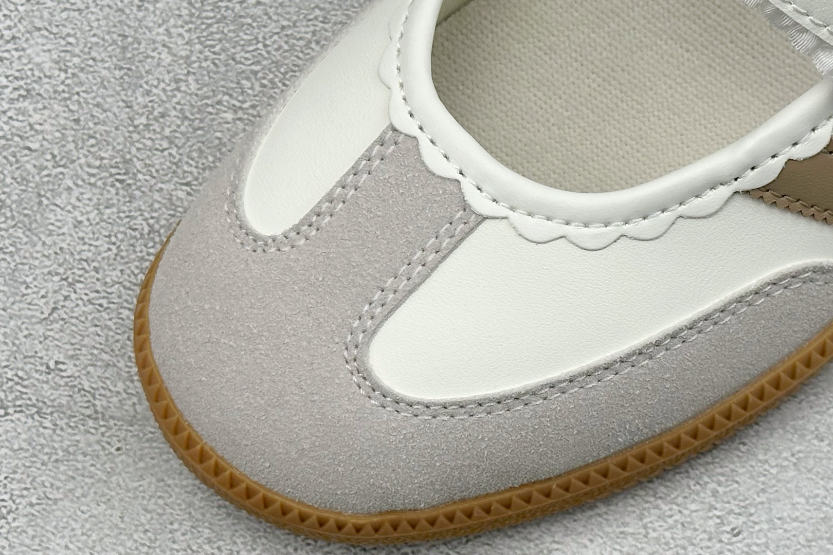 XR版Adidas Samba Jane 阿迪达斯 玛丽珍款 板鞋懒人一脚蹬运动鞋 KH6230-Top High Quatity Cheap Sneakers Fashion Clothing Clothes Bags handbags Shoes of all Brand wholesale With The best Quality And Beautiful Price from China Factory Chinese suppliers wholesaler seller XR版Adidas Samba Jane 阿迪达斯 玛丽珍款 板鞋懒人一脚蹬运动鞋 KH6230