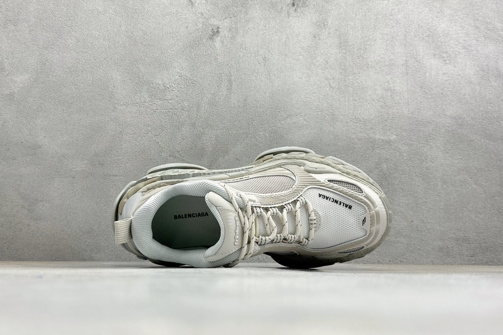 GO版Balenciaga巴黎世家 Triple S .2Gradient 厚底系带低帮老爹鞋 865851-WTRS2-9191-Top High Quatity Cheap Sneakers Fashion Clothing Clothes Bags handbags Shoes of all Brand wholesale With The best Quality And Beautiful Price from China Factory Chinese suppliers wholesaler seller GO版Balenciaga巴黎世家 Triple S .2Gradient 厚底系带低帮老爹鞋 865851-WTRS2-9191