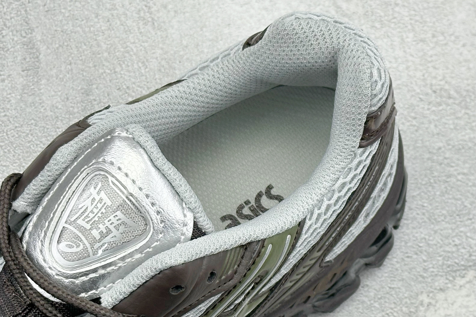 CH版Asics Gel-Kayano 12.1 亚瑟士 运动休闲透气专业跑鞋 1203B107-020-Top High Quatity Cheap Sneakers Fashion Clothing Clothes Bags handbags Shoes of all Brand wholesale With The best Quality And Beautiful Price from China Factory Chinese suppliers wholesaler seller CH版Asics Gel-Kayano 12.1 亚瑟士 运动休闲透气专业跑鞋 1203B107-020