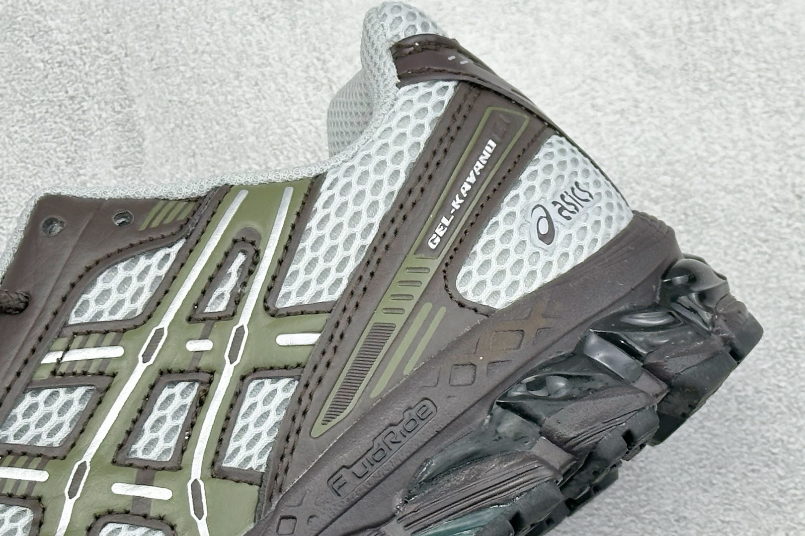 CH版Asics Gel-Kayano 12.1 亚瑟士 运动休闲透气专业跑鞋 1203B107-020-Top High Quatity Cheap Sneakers Fashion Clothing Clothes Bags handbags Shoes of all Brand wholesale With The best Quality And Beautiful Price from China Factory Chinese suppliers wholesaler seller CH版Asics Gel-Kayano 12.1 亚瑟士 运动休闲透气专业跑鞋 1203B107-020