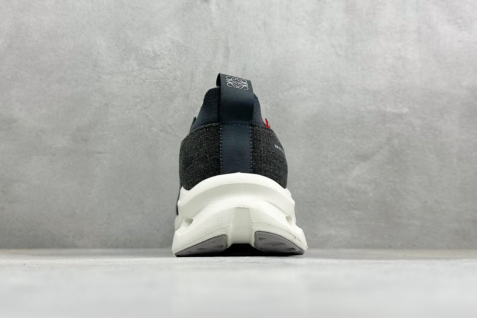 XF版LOEWE x On Cloudtilt 昂跑罗意威联名 圆头系带生活休闲鞋 3WF31174619-Top High Quatity Cheap Sneakers Fashion Clothing Clothes Bags handbags Shoes of all Brand wholesale With The best Quality And Beautiful Price from China Factory Chinese suppliers wholesaler seller XF版LOEWE x On Cloudtilt 昂跑罗意威联名 圆头系带生活休闲鞋 3WF31174619