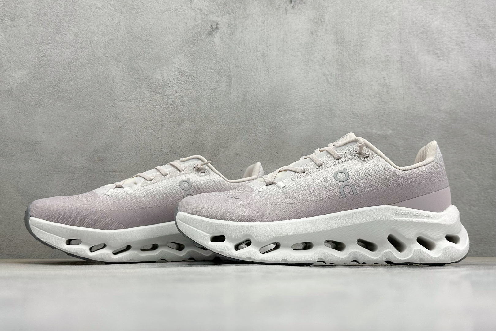 XF版On昂跑 Cloudtiit CL 户外街头机能风跑步鞋 3ME10054161-Top High Quatity Cheap Sneakers Fashion Clothing Clothes Bags handbags Shoes of all Brand wholesale With The best Quality And Beautiful Price from China Factory Chinese suppliers wholesaler seller XF版On昂跑 Cloudtiit CL 户外街头机能风跑步鞋 3ME10054161