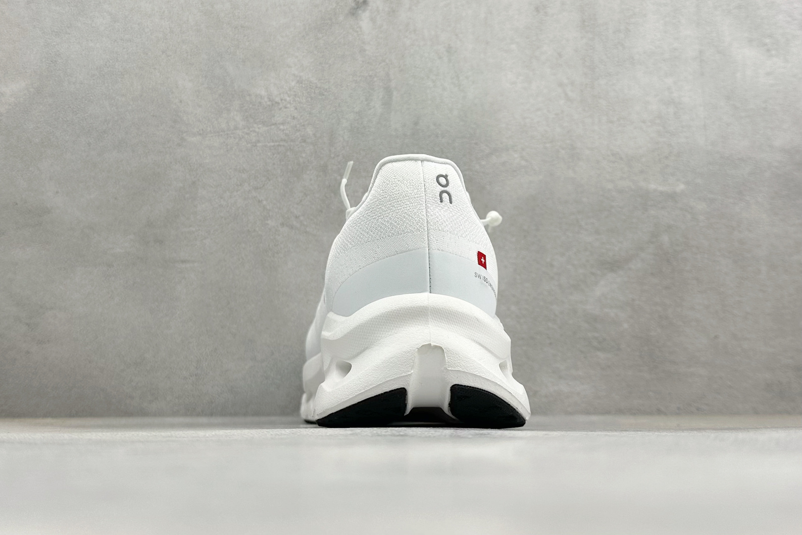 XF版On昂跑 Cloudtiit CL 户外街头机能风跑步鞋 3ME10242415-Top High Quatity Cheap Sneakers Fashion Clothing Clothes Bags handbags Shoes of all Brand wholesale With The best Quality And Beautiful Price from China Factory Chinese suppliers wholesaler seller XF版On昂跑 Cloudtiit CL 户外街头机能风跑步鞋 3ME10242415