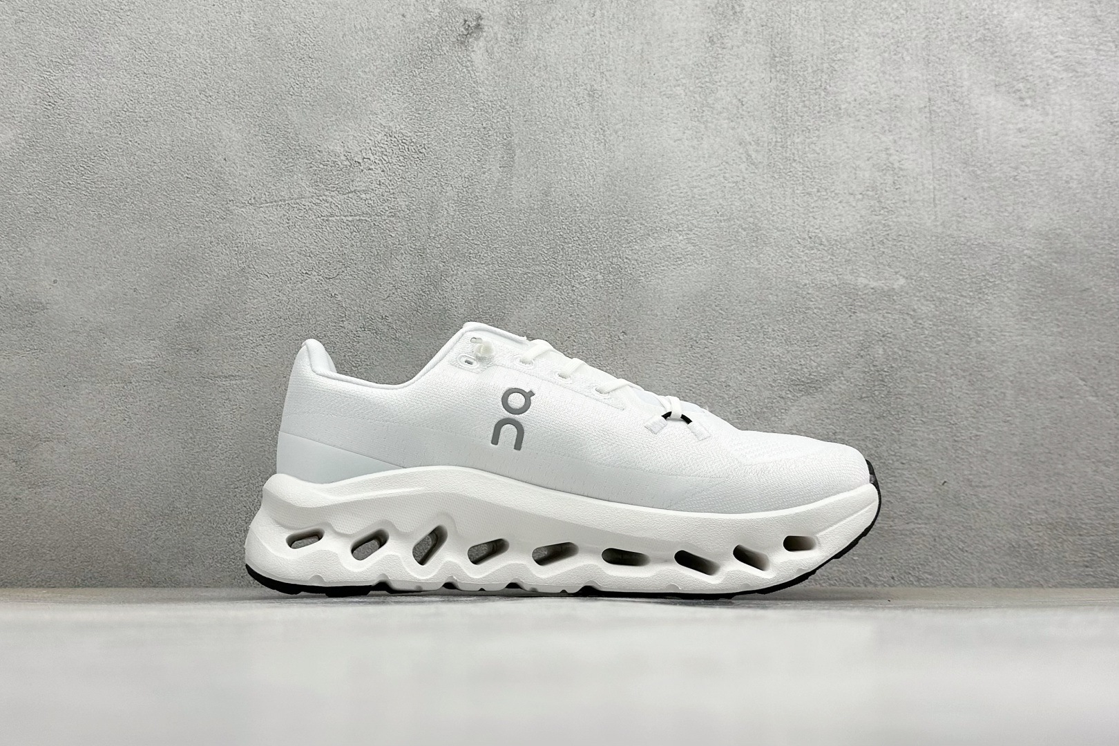 XF版On昂跑 Cloudtiit CL 户外街头机能风跑步鞋 3ME10242415-Top High Quatity Cheap Sneakers Fashion Clothing Clothes Bags handbags Shoes of all Brand wholesale With The best Quality And Beautiful Price from China Factory Chinese suppliers wholesaler seller XF版On昂跑 Cloudtiit CL 户外街头机能风跑步鞋 3ME10242415
