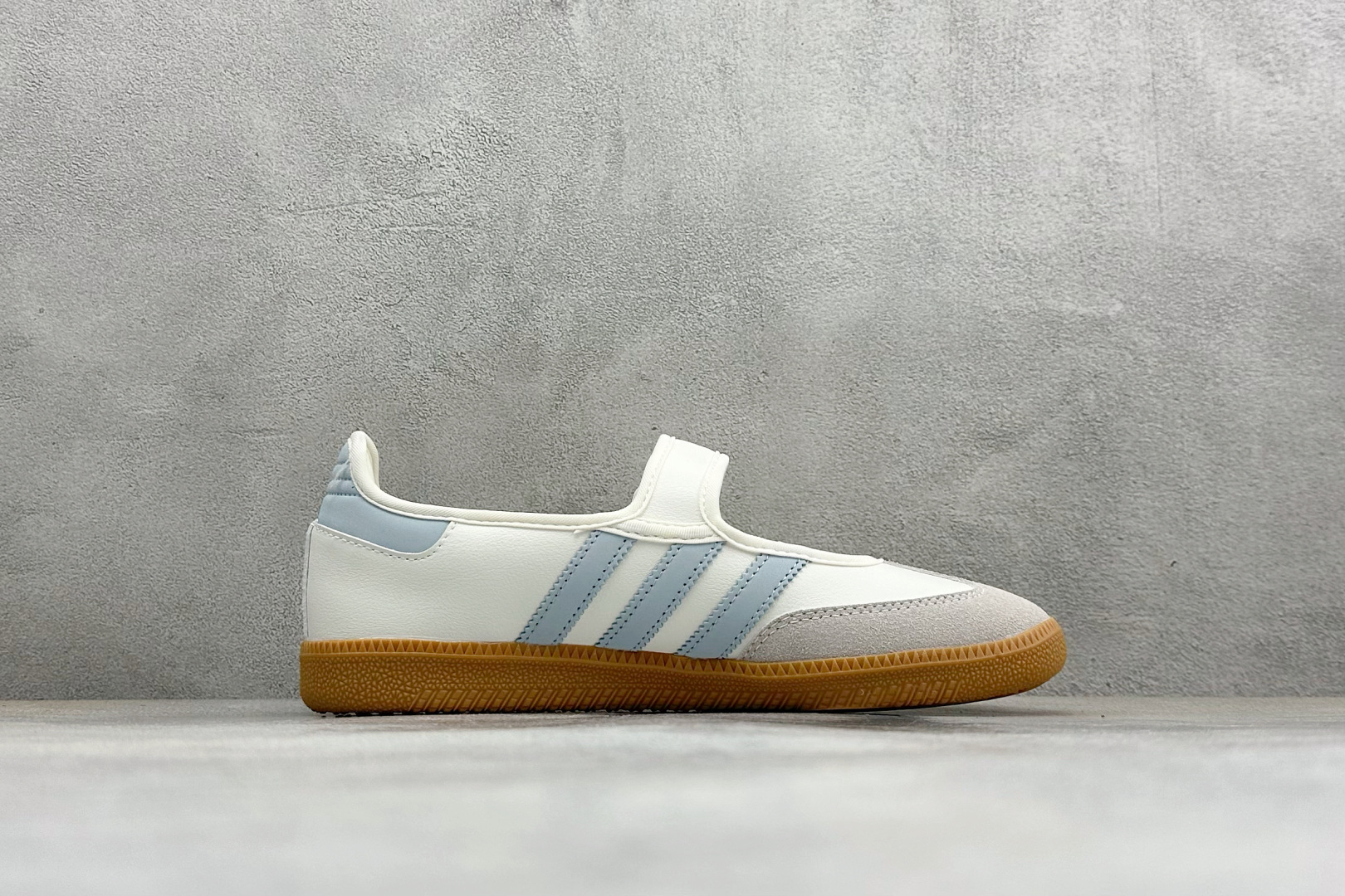 XR版AD SAMBA Jane W 玛丽珍鞋 炎夏鞋柜必备 JR7339-Top High Quatity Cheap Sneakers Fashion Clothing Clothes Bags handbags Shoes of all Brand wholesale With The best Quality And Beautiful Price from China Factory Chinese suppliers wholesaler seller XR版AD SAMBA Jane W 玛丽珍鞋 炎夏鞋柜必备 JR7339