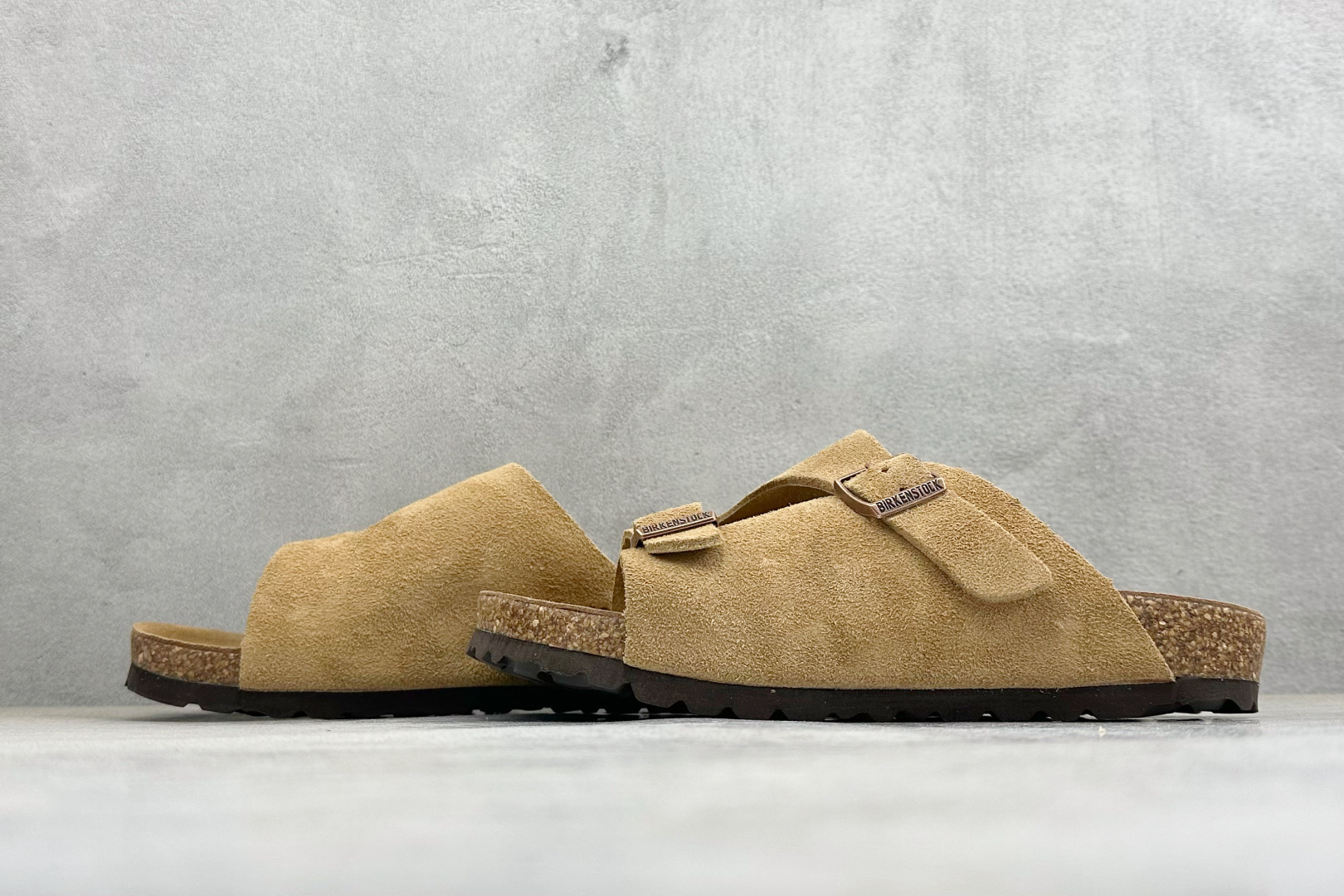 勃肯/博肯 Birkenstock Arizona 潮流柔软 舒适 防磨一字拖鞋 1009527 栗棕-Top High Quatity Cheap Sneakers Fashion Clothing Clothes Bags handbags Shoes of all Brand wholesale With The best Quality And Beautiful Price from China Factory Chinese suppliers wholesaler seller 勃肯/博肯 Birkenstock Arizona 潮流柔软 舒适 防磨一字拖鞋 1009527 栗棕