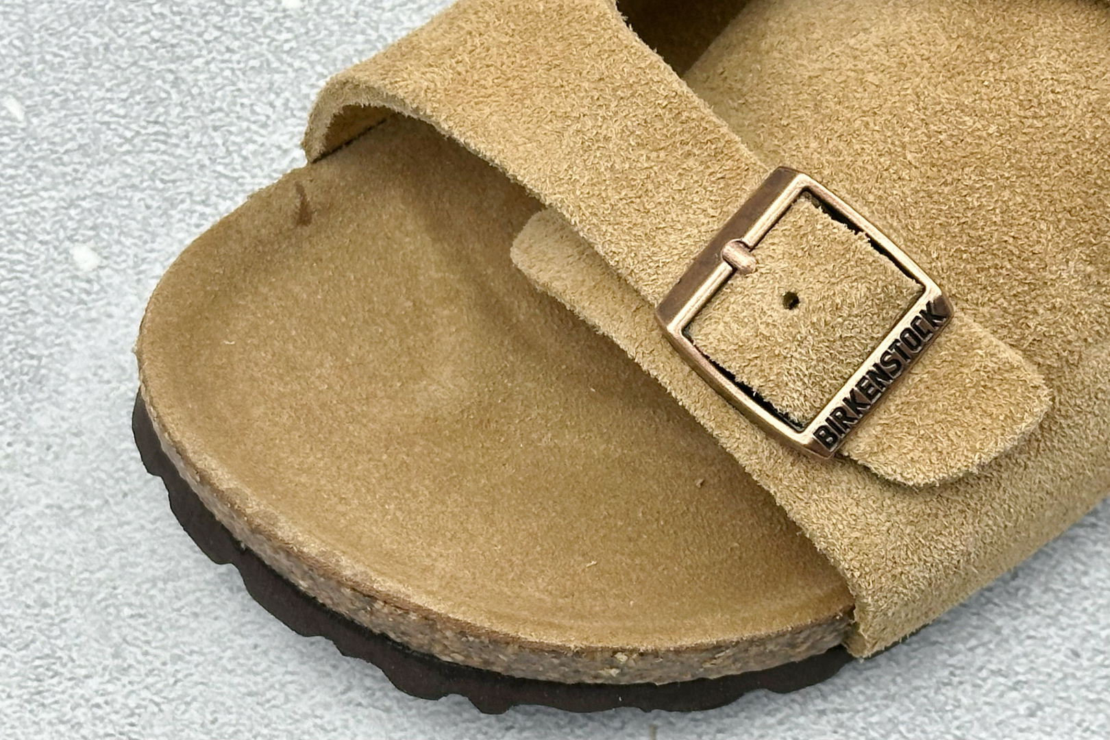 勃肯/博肯 Birkenstock Arizona 潮流柔软 舒适 防磨一字拖鞋 1009527 栗棕-Top High Quatity Cheap Sneakers Fashion Clothing Clothes Bags handbags Shoes of all Brand wholesale With The best Quality And Beautiful Price from China Factory Chinese suppliers wholesaler seller 勃肯/博肯 Birkenstock Arizona 潮流柔软 舒适 防磨一字拖鞋 1009527 栗棕