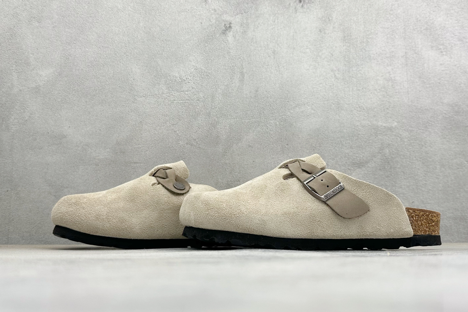 德国百年知名鞋履品牌·博肯 Birkenstock 半拖 0560771 灰色麻花-Top High Quatity Cheap Sneakers Fashion Clothing Clothes Bags handbags Shoes of all Brand wholesale With The best Quality And Beautiful Price from China Factory Chinese suppliers wholesaler seller 德国百年知名鞋履品牌·博肯 Birkenstock 半拖 0560771 灰色麻花