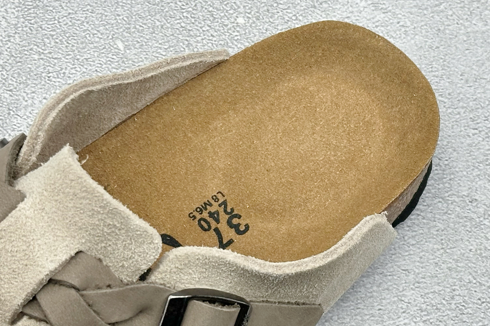 德国百年知名鞋履品牌·博肯 Birkenstock 半拖 0560771 灰色麻花-Top High Quatity Cheap Sneakers Fashion Clothing Clothes Bags handbags Shoes of all Brand wholesale With The best Quality And Beautiful Price from China Factory Chinese suppliers wholesaler seller 德国百年知名鞋履品牌·博肯 Birkenstock 半拖 0560771 灰色麻花