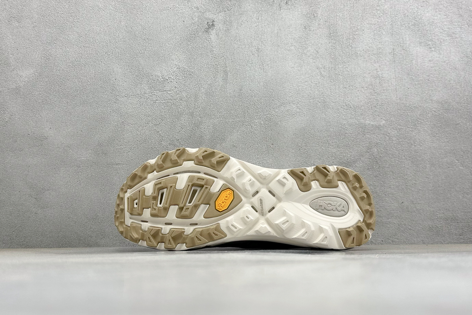 H版Hoka One One Mafate Speed 2 玛法特低帮厚底轻量户外运动鞋 1126851-SVRL-Top High Quatity Cheap Sneakers Fashion Clothing Clothes Bags handbags Shoes of all Brand wholesale With The best Quality And Beautiful Price from China Factory Chinese suppliers wholesaler seller H版Hoka One One Mafate Speed 2 玛法特低帮厚底轻量户外运动鞋 1126851-SVRL