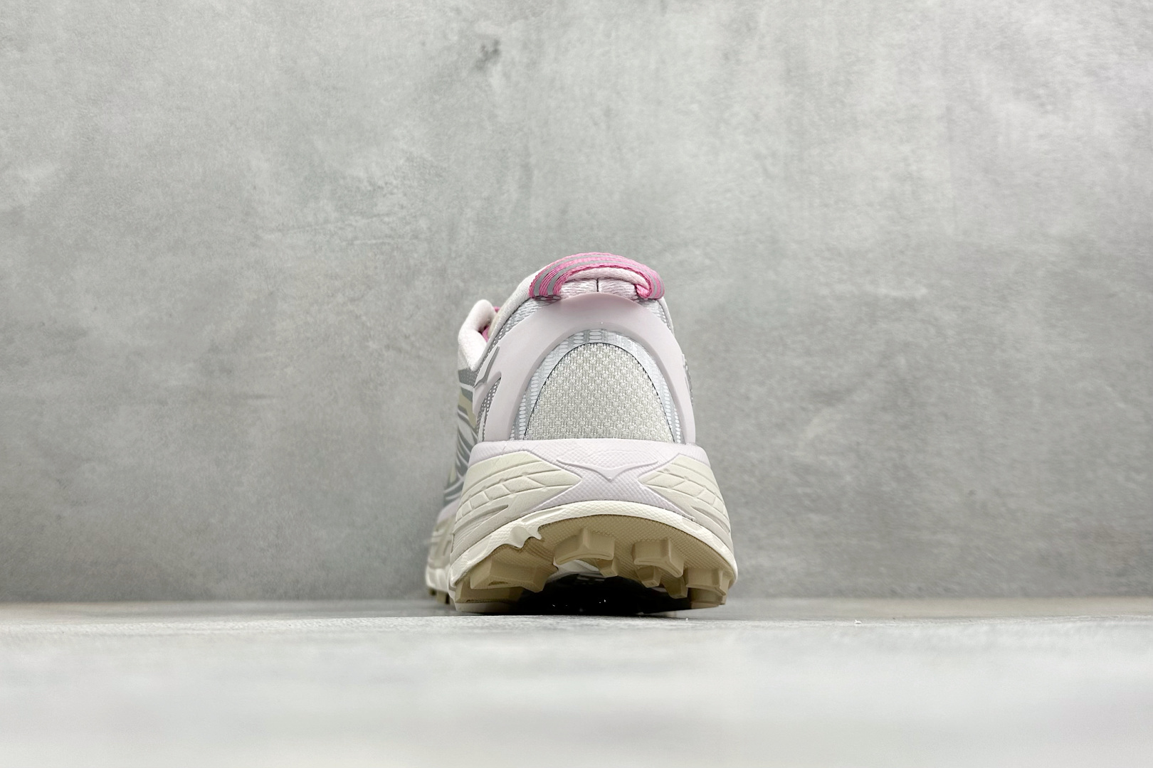 H版Hoka One One Mafate Speed 2 玛法特低帮厚底轻量户外运动鞋 1126851-SVRL-Top High Quatity Cheap Sneakers Fashion Clothing Clothes Bags handbags Shoes of all Brand wholesale With The best Quality And Beautiful Price from China Factory Chinese suppliers wholesaler seller H版Hoka One One Mafate Speed 2 玛法特低帮厚底轻量户外运动鞋 1126851-SVRL