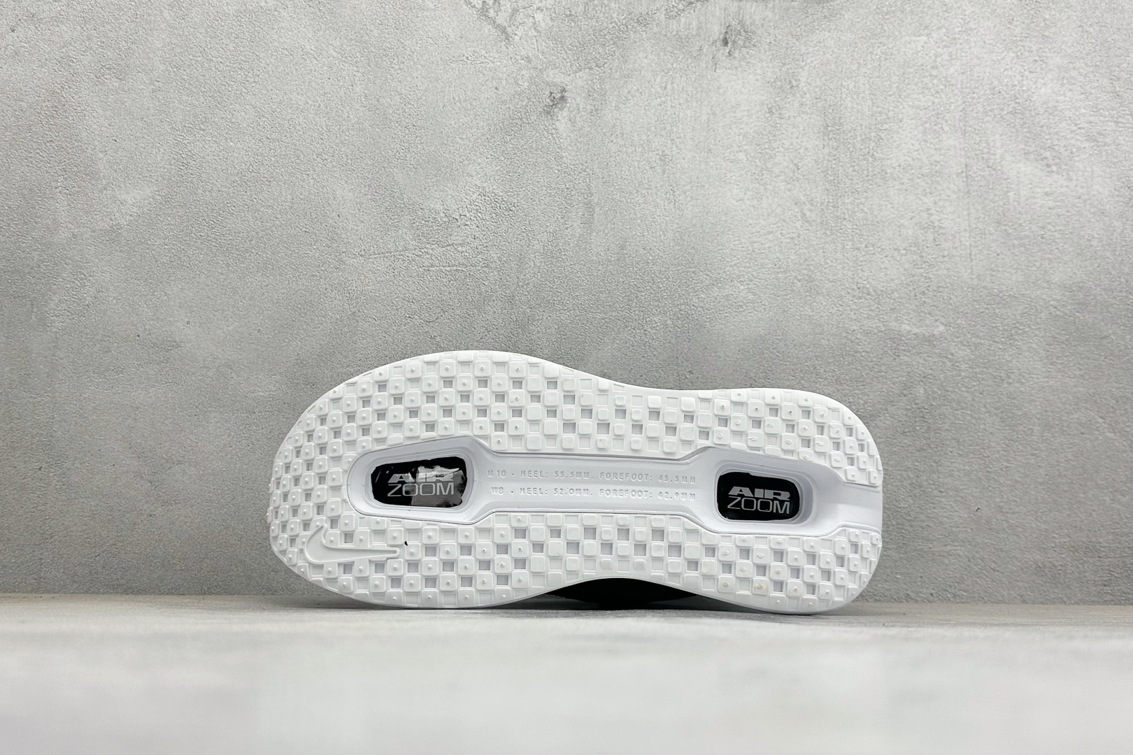 GS版Nike VOMERO PREMIUM 耐克 舒适减震防滑低帮跑步鞋 全掌ReactX泡绵中底 HQ2050-007-Top High Quatity Cheap Sneakers Fashion Clothing Clothes Bags handbags Shoes of all Brand wholesale With The best Quality And Beautiful Price from China Factory Chinese suppliers wholesaler seller GS版Nike VOMERO PREMIUM 耐克 舒适减震防滑低帮跑步鞋 全掌ReactX泡绵中底 HQ2050-007