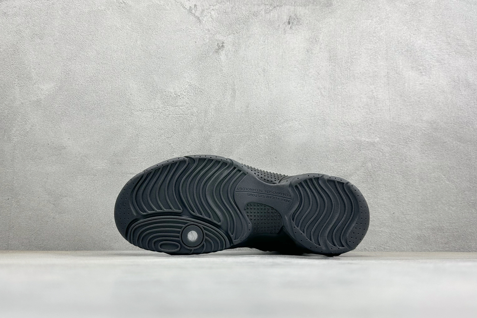 纯原Nike Air Flightposite One 飞行风一代系列中帮休闲运动文化篮球鞋“碳板黑风” FV5582-001-Top High Quatity Cheap Sneakers Fashion Clothing Clothes Bags handbags Shoes of all Brand wholesale With The best Quality And Beautiful Price from China Factory Chinese suppliers wholesaler seller 纯原Nike Air Flightposite One 飞行风一代系列中帮休闲运动文化篮球鞋“碳板黑风” FV5582-001