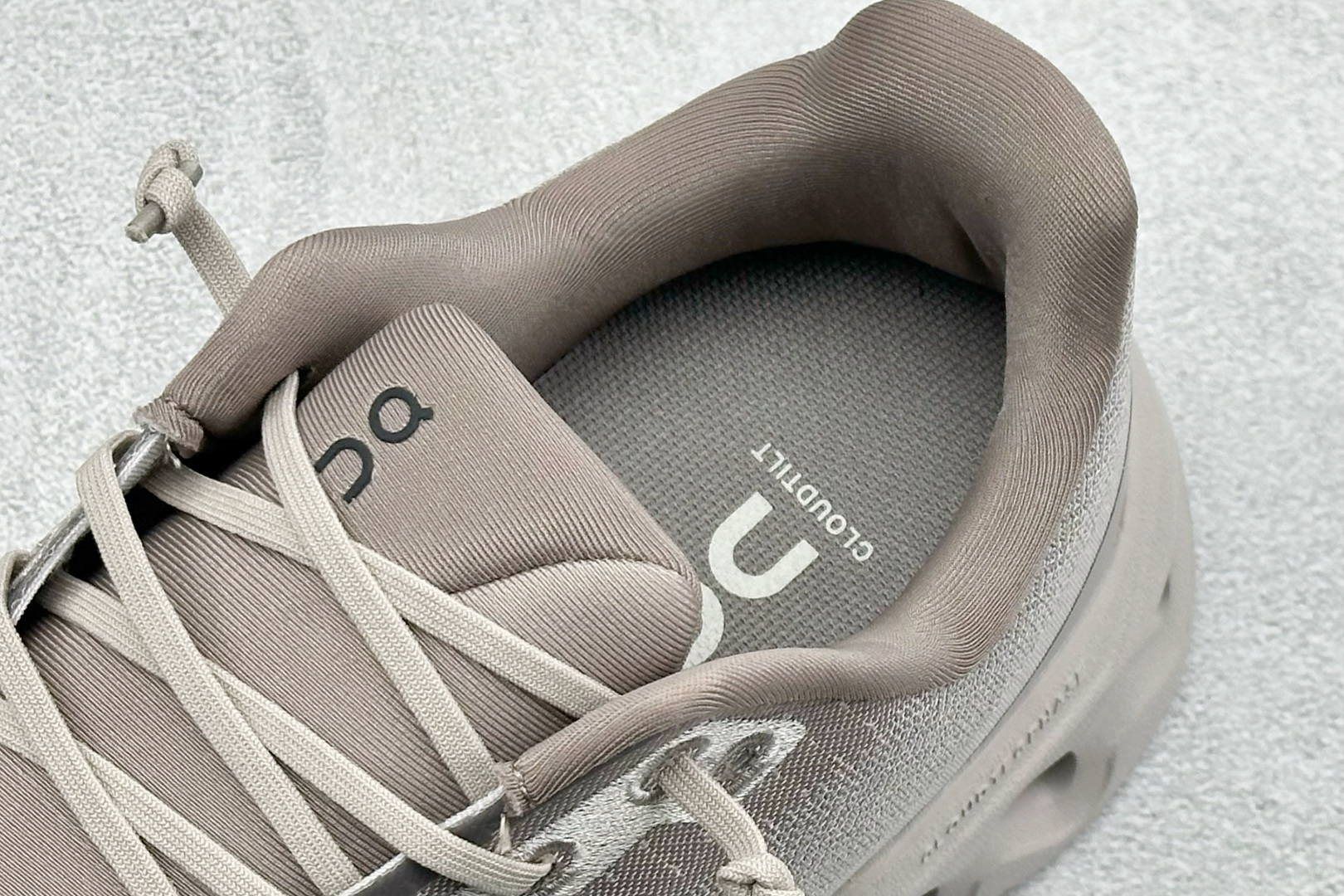 XF版On昂跑 Cloudtiit CL 户外街头机能风跑步鞋 3ME10101910-Top High Quatity Cheap Sneakers Fashion Clothing Clothes Bags handbags Shoes of all Brand wholesale With The best Quality And Beautiful Price from China Factory Chinese suppliers wholesaler seller XF版On昂跑 Cloudtiit CL 户外街头机能风跑步鞋 3ME10101910