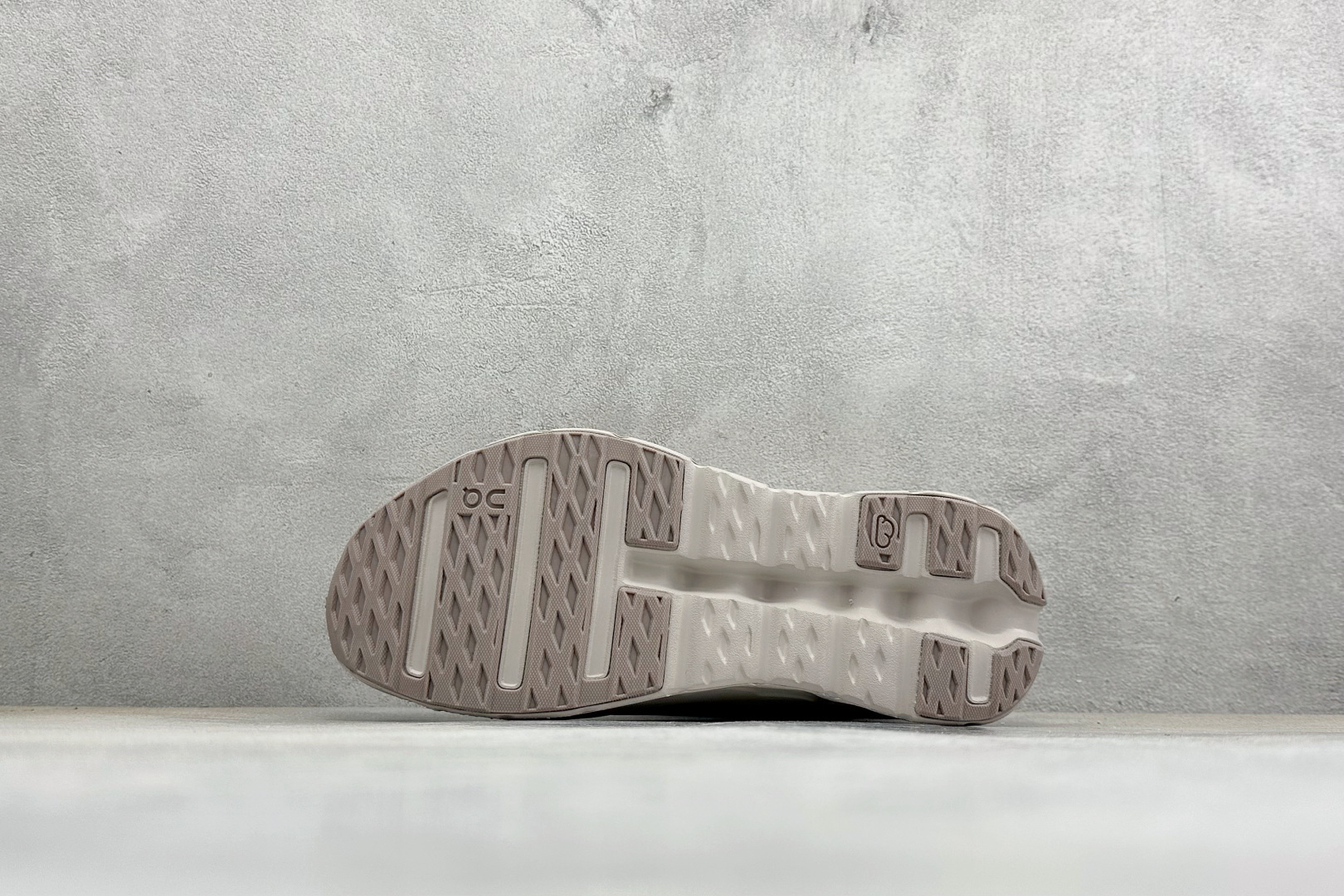 XF版On昂跑 Cloudtiit CL 户外街头机能风跑步鞋 3ME10101910-Top High Quatity Cheap Sneakers Fashion Clothing Clothes Bags handbags Shoes of all Brand wholesale With The best Quality And Beautiful Price from China Factory Chinese suppliers wholesaler seller XF版On昂跑 Cloudtiit CL 户外街头机能风跑步鞋 3ME10101910