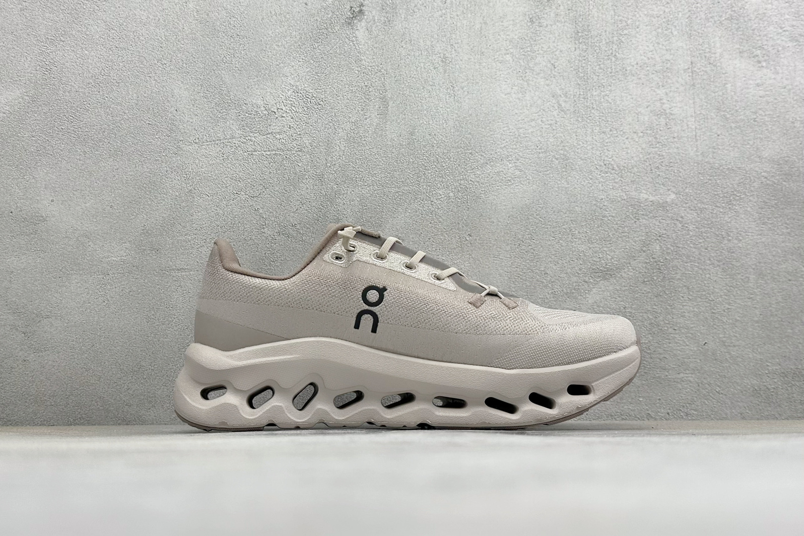 XF版On昂跑 Cloudtiit CL 户外街头机能风跑步鞋 3ME10101910-Top High Quatity Cheap Sneakers Fashion Clothing Clothes Bags handbags Shoes of all Brand wholesale With The best Quality And Beautiful Price from China Factory Chinese suppliers wholesaler seller XF版On昂跑 Cloudtiit CL 户外街头机能风跑步鞋 3ME10101910