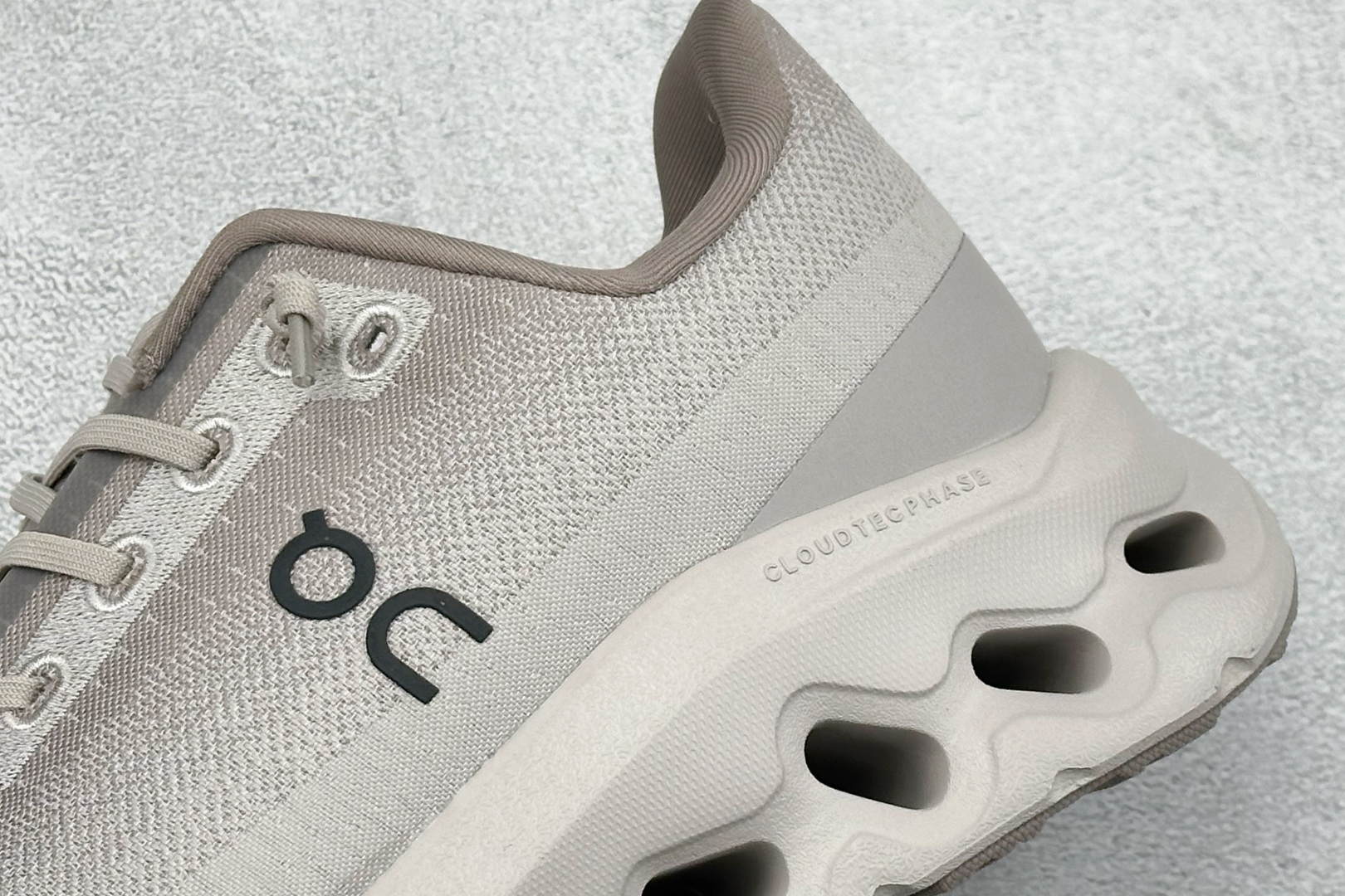 XF版On昂跑 Cloudtiit CL 户外街头机能风跑步鞋 3ME10101910-Top High Quatity Cheap Sneakers Fashion Clothing Clothes Bags handbags Shoes of all Brand wholesale With The best Quality And Beautiful Price from China Factory Chinese suppliers wholesaler seller XF版On昂跑 Cloudtiit CL 户外街头机能风跑步鞋 3ME10101910