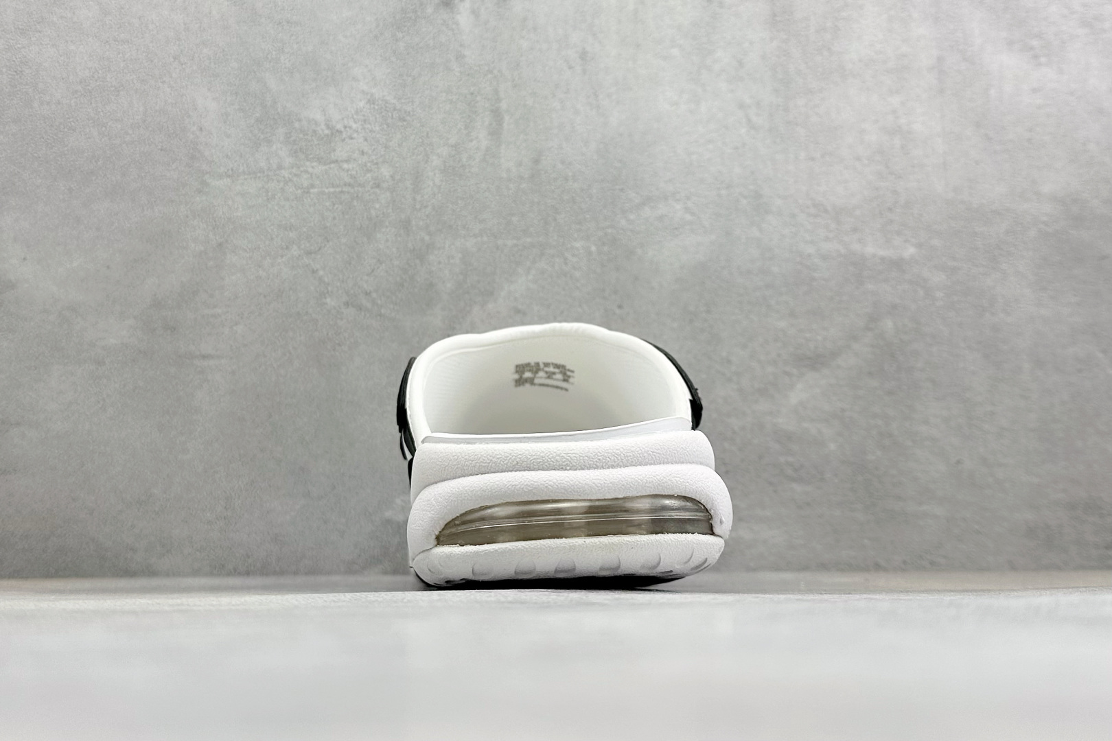 Y版Nike MORE Uptempo Slide 皮蓬拖鞋系列 “大AIR” FB7815-100-Top High Quatity Cheap Sneakers Fashion Clothing Clothes Bags handbags Shoes of all Brand wholesale With The best Quality And Beautiful Price from China Factory Chinese suppliers wholesaler seller Y版Nike MORE Uptempo Slide 皮蓬拖鞋系列 “大AIR” FB7815-100