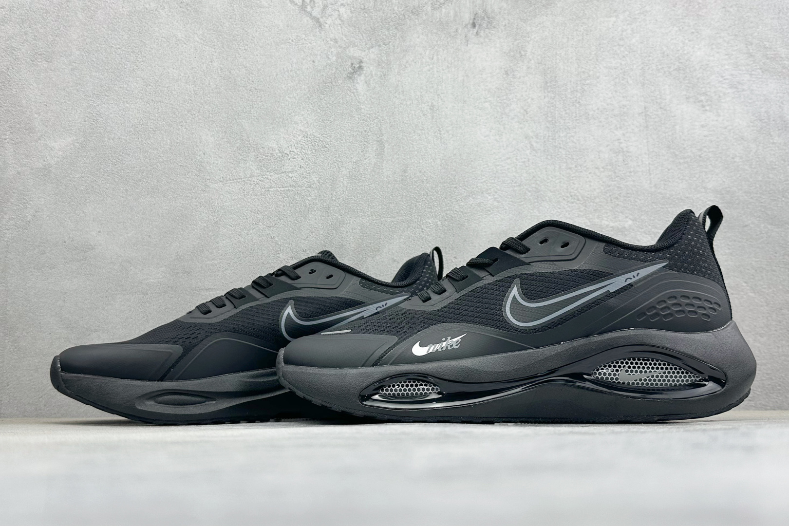 NIKE ZOOM WINFLO 网面休闲跑步鞋 超轻耐磨缓震 时尚休闲 健身运动 马拉松跑步鞋 DA9836-007-Top High Quatity Cheap Sneakers Fashion Clothing Clothes Bags handbags Shoes of all Brand wholesale With The best Quality And Beautiful Price from China Factory Chinese suppliers wholesaler seller NIKE ZOOM WINFLO 网面休闲跑步鞋 超轻耐磨缓震 时尚休闲 健身运动 马拉松跑步鞋 DA9836-007