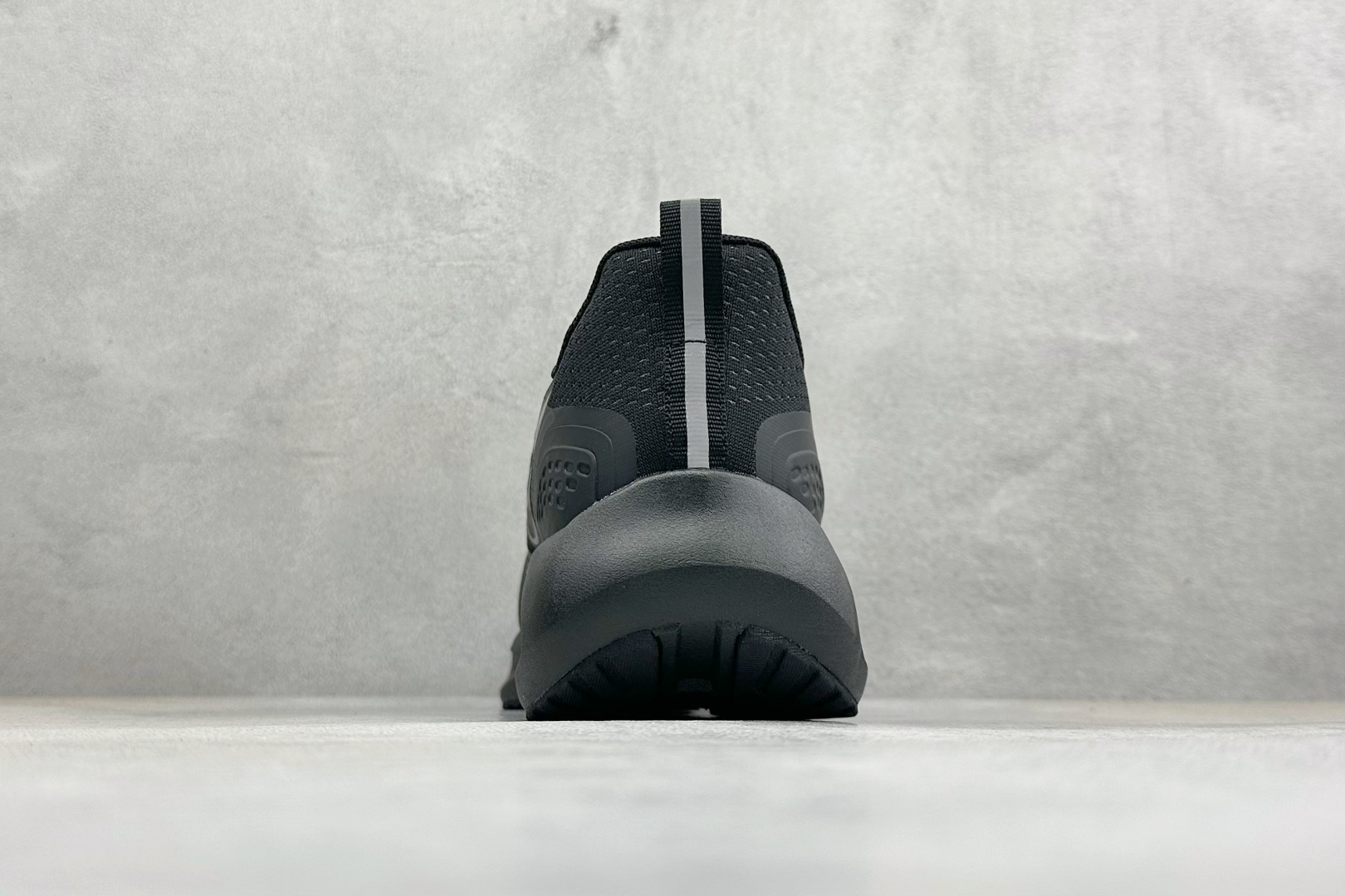 NIKE ZOOM WINFLO 网面休闲跑步鞋 超轻耐磨缓震 时尚休闲 健身运动 马拉松跑步鞋 DA9836-007-Top High Quatity Cheap Sneakers Fashion Clothing Clothes Bags handbags Shoes of all Brand wholesale With The best Quality And Beautiful Price from China Factory Chinese suppliers wholesaler seller NIKE ZOOM WINFLO 网面休闲跑步鞋 超轻耐磨缓震 时尚休闲 健身运动 马拉松跑步鞋 DA9836-007