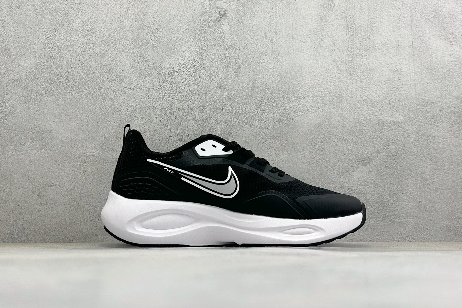 NIKE ZOOM WINFLO 网面休闲跑步鞋 超轻耐磨缓震 时尚休闲 健身运动 马拉松跑步鞋 DA9836-011-Top High Quatity Cheap Sneakers Fashion Clothing Clothes Bags handbags Shoes of all Brand wholesale With The best Quality And Beautiful Price from China Factory Chinese suppliers wholesaler seller NIKE ZOOM WINFLO 网面休闲跑步鞋 超轻耐磨缓震 时尚休闲 健身运动 马拉松跑步鞋 DA9836-011