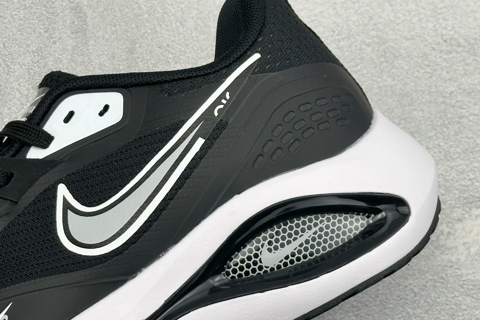 NIKE ZOOM WINFLO 网面休闲跑步鞋 超轻耐磨缓震 时尚休闲 健身运动 马拉松跑步鞋 DA9836-011-Top High Quatity Cheap Sneakers Fashion Clothing Clothes Bags handbags Shoes of all Brand wholesale With The best Quality And Beautiful Price from China Factory Chinese suppliers wholesaler seller NIKE ZOOM WINFLO 网面休闲跑步鞋 超轻耐磨缓震 时尚休闲 健身运动 马拉松跑步鞋 DA9836-011