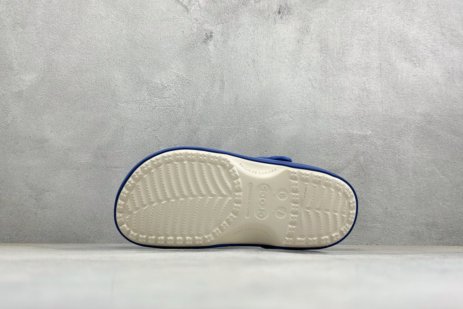 原装 Crocs卡洛驰 卡通拖鞋 210552-90H-Top High Quatity Cheap Sneakers Fashion Clothing Clothes Bags handbags Shoes of all Brand wholesale With The best Quality And Beautiful Price from China Factory Chinese suppliers wholesaler seller 原装 Crocs卡洛驰 卡通拖鞋 210552-90H