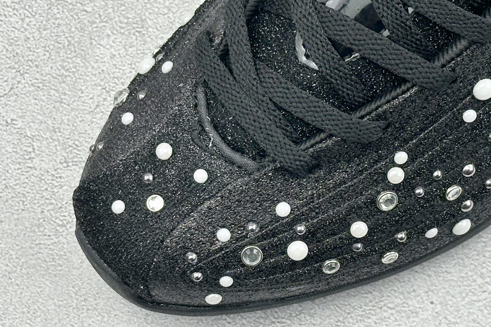 BF版Nike ShZ 耐克专利弹簧气柱跑步鞋 IQ1157-010-Top High Quatity Cheap Sneakers Fashion Clothing Clothes Bags handbags Shoes of all Brand wholesale With The best Quality And Beautiful Price from China Factory Chinese suppliers wholesaler seller BF版Nike ShZ 耐克专利弹簧气柱跑步鞋 IQ1157-010