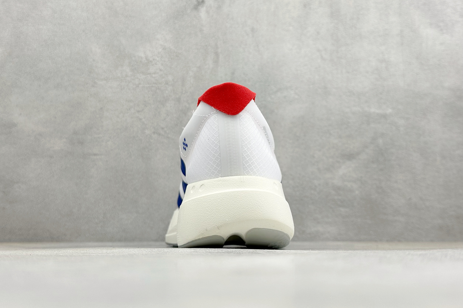 Adidas Adizero Adios 4 M 阿迪透气轻盈低帮跑步鞋 JP6624