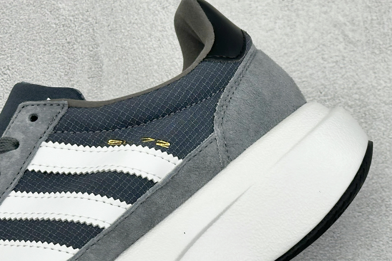 JF版Adidas Adizero Evo SL 72 PRO 舒适贴合防滑耐磨跑步鞋 KK3081-Top High Quatity Cheap Sneakers Fashion Clothing Clothes Bags handbags Shoes of all Brand wholesale With The best Quality And Beautiful Price from China Factory Chinese suppliers wholesaler seller JF版Adidas Adizero Evo SL 72 PRO 舒适贴合防滑耐磨跑步鞋 KK3081