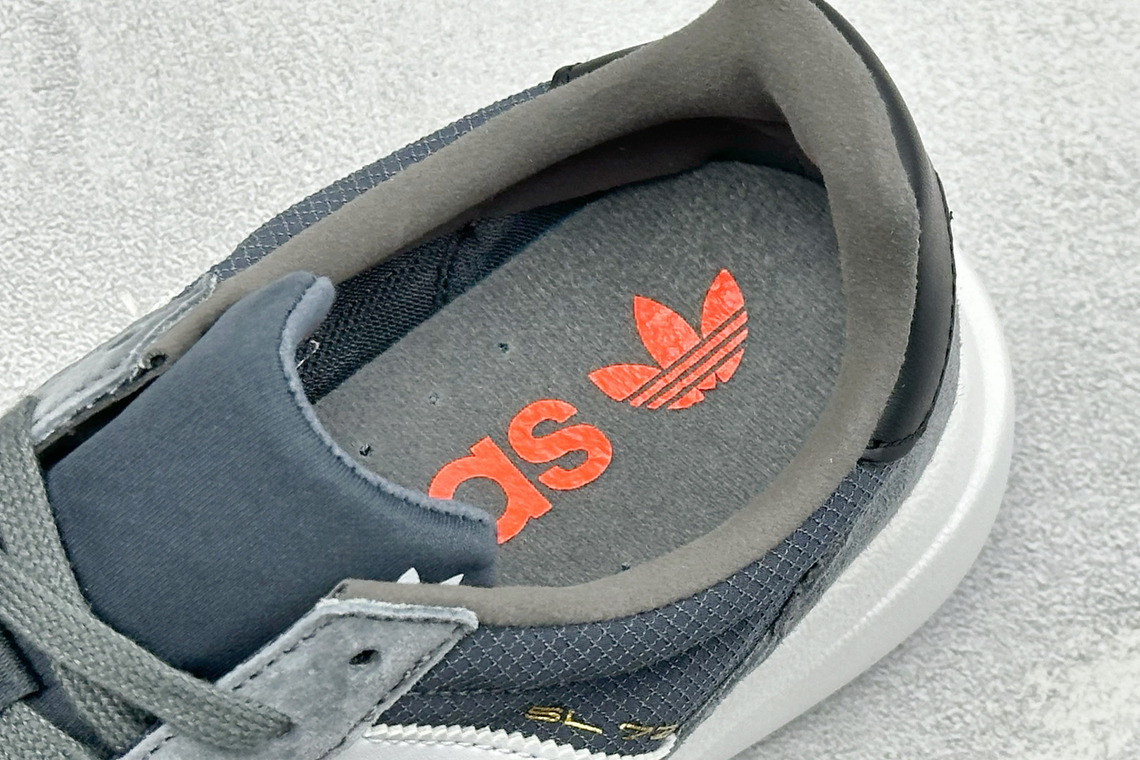 JF版Adidas Adizero Evo SL 72 PRO 舒适贴合防滑耐磨跑步鞋 KK3081-Top High Quatity Cheap Sneakers Fashion Clothing Clothes Bags handbags Shoes of all Brand wholesale With The best Quality And Beautiful Price from China Factory Chinese suppliers wholesaler seller JF版Adidas Adizero Evo SL 72 PRO 舒适贴合防滑耐磨跑步鞋 KK3081