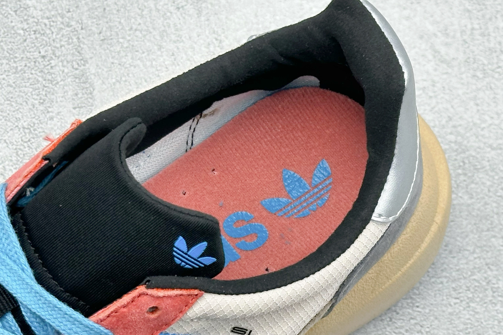 JF版Adidas Adizero Evo SL 72 PRO 舒适贴合防滑耐磨跑步鞋 KK3076-Top High Quatity Cheap Sneakers Fashion Clothing Clothes Bags handbags Shoes of all Brand wholesale With The best Quality And Beautiful Price from China Factory Chinese suppliers wholesaler seller JF版Adidas Adizero Evo SL 72 PRO 舒适贴合防滑耐磨跑步鞋 KK3076