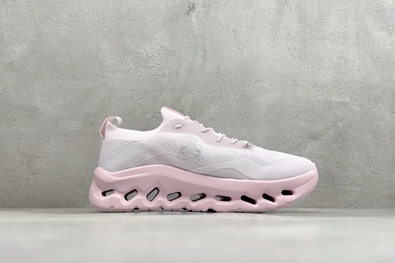XF版LOEWE x On Cloudtilt 昂跑罗意威联名 圆头系带生活休闲鞋 3WD30314193-Top High Quatity Cheap Sneakers Fashion Clothing Clothes Bags handbags Shoes of all Brand wholesale With The best Quality And Beautiful Price from China Factory Chinese suppliers wholesaler seller XF版LOEWE x On Cloudtilt 昂跑罗意威联名 圆头系带生活休闲鞋 3WD30314193