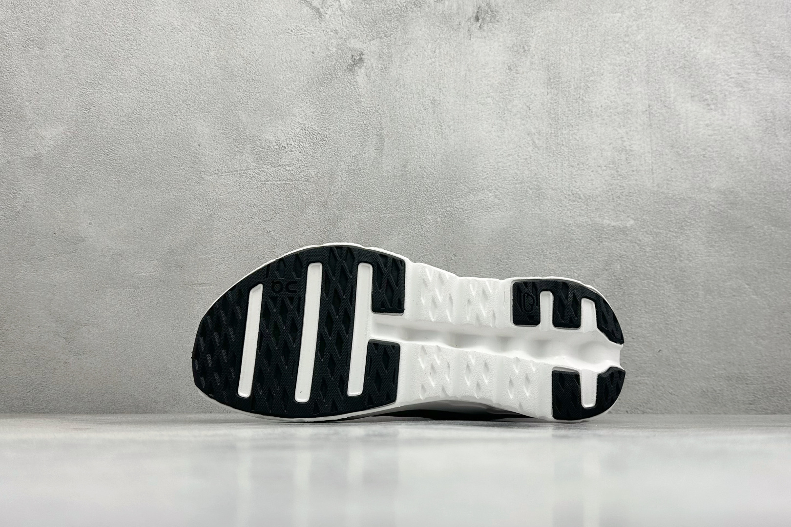 XF版On昂跑 Cloudtiit CL 户外街头机能风跑步鞋 3MF10101430-Top High Quatity Cheap Sneakers Fashion Clothing Clothes Bags handbags Shoes of all Brand wholesale With The best Quality And Beautiful Price from China Factory Chinese suppliers wholesaler seller XF版On昂跑 Cloudtiit CL 户外街头机能风跑步鞋 3MF10101430