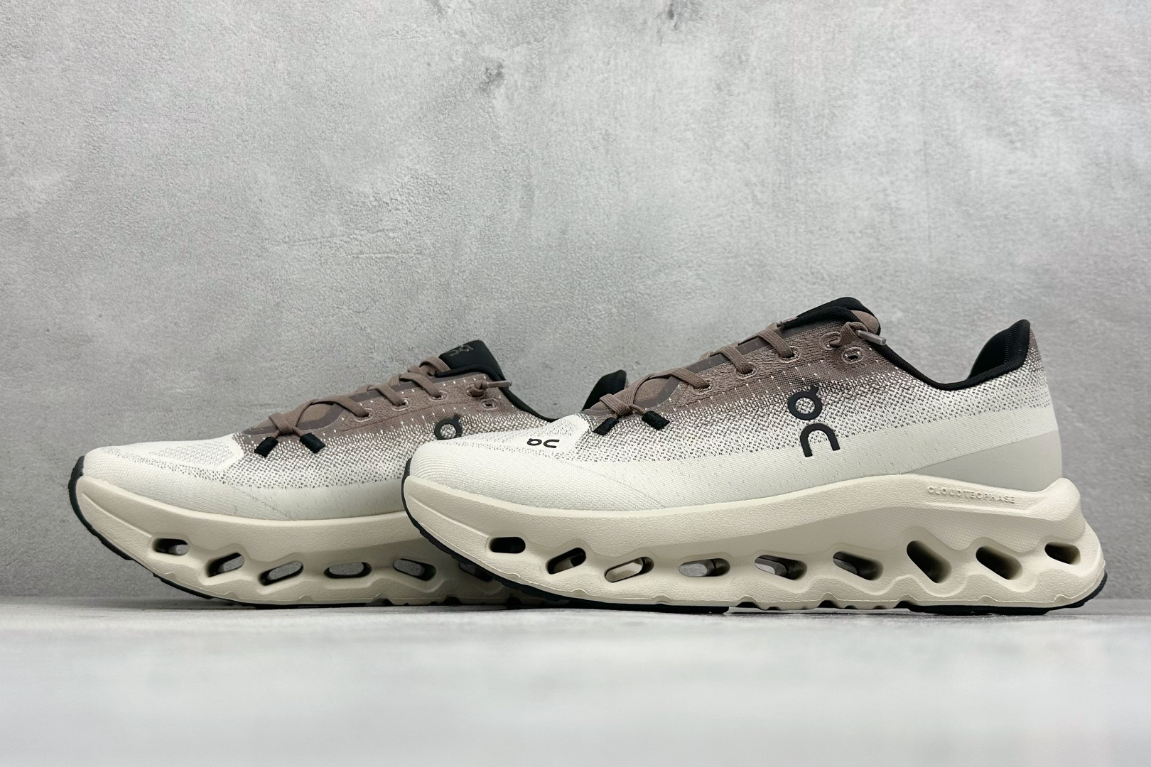 XF版On昂跑 Cloudtiit CL 户外街头机能风跑步鞋 3MF10103254