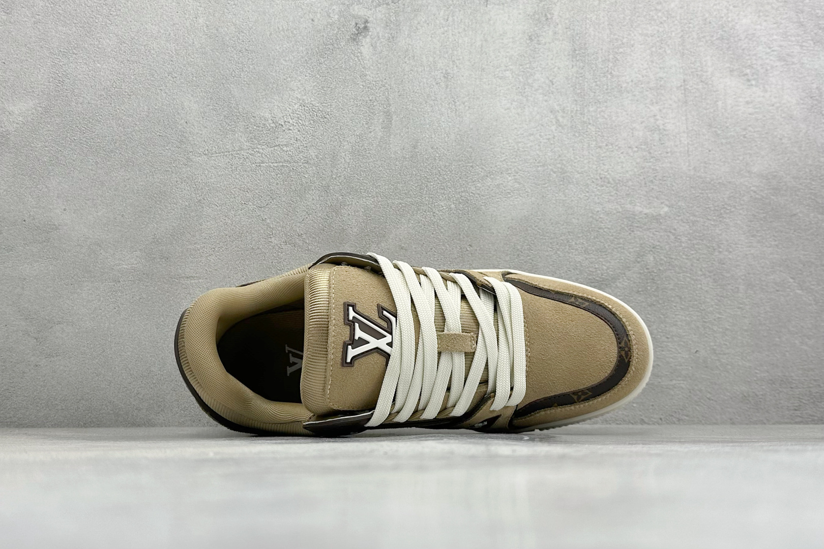 YS纯原LOUIS VUITTON 路易威登 LV Trainer 顶级原楦原纸版开模 ECAB620889A-Top High Quatity Cheap Sneakers Fashion Clothing Clothes Bags handbags Shoes of all Brand wholesale With The best Quality And Beautiful Price from China Factory Chinese suppliers wholesaler seller YS纯原LOUIS VUITTON 路易威登 LV Trainer 顶级原楦原纸版开模 ECAB620889A