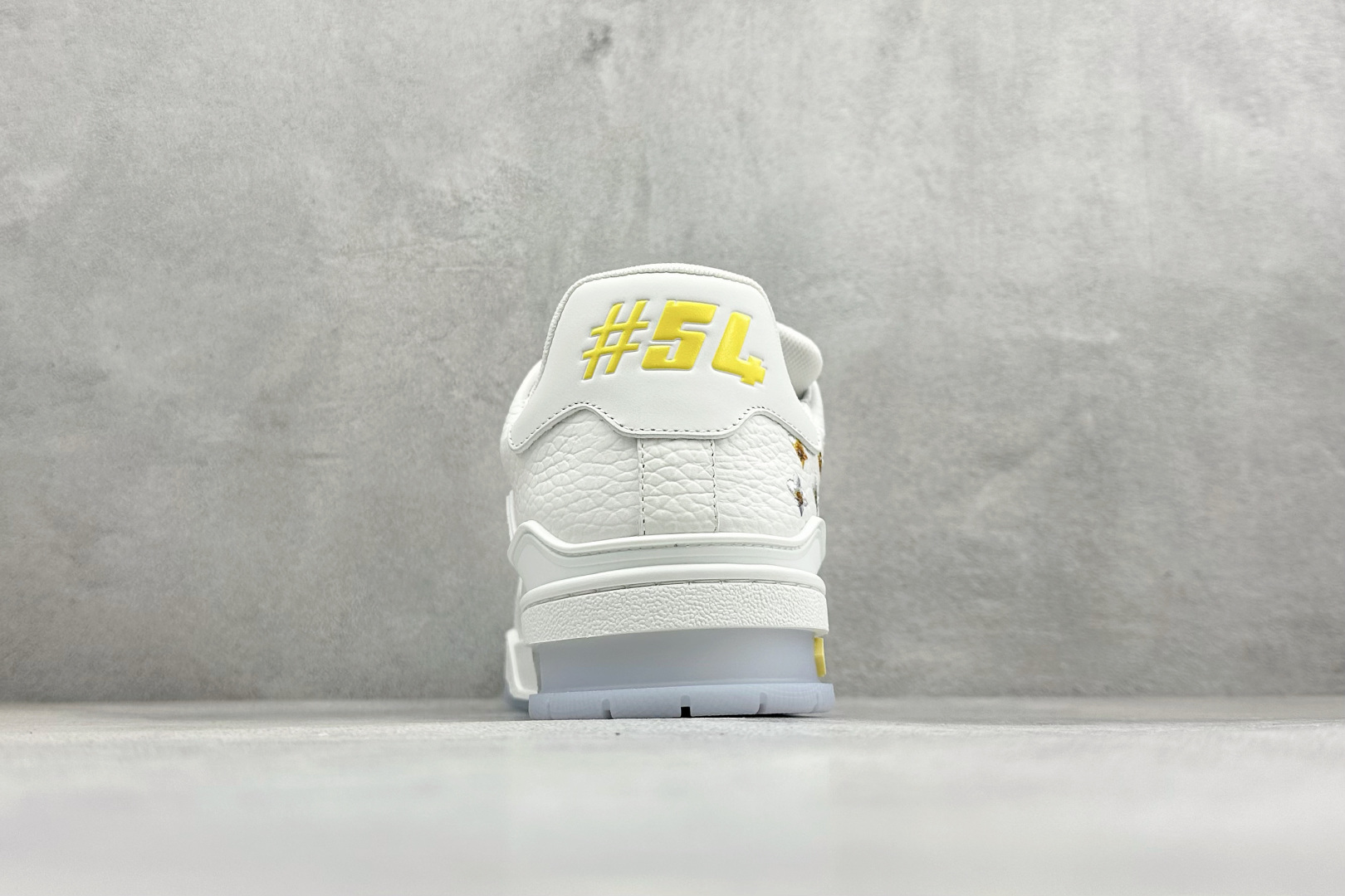 LV Trainer系列高奢运动鞋 1A8TSJ-Top High Quatity Cheap Sneakers Fashion Clothing Clothes Bags handbags Shoes of all Brand wholesale With The best Quality And Beautiful Price from China Factory Chinese suppliers wholesaler seller LV Trainer系列高奢运动鞋 1A8TSJ