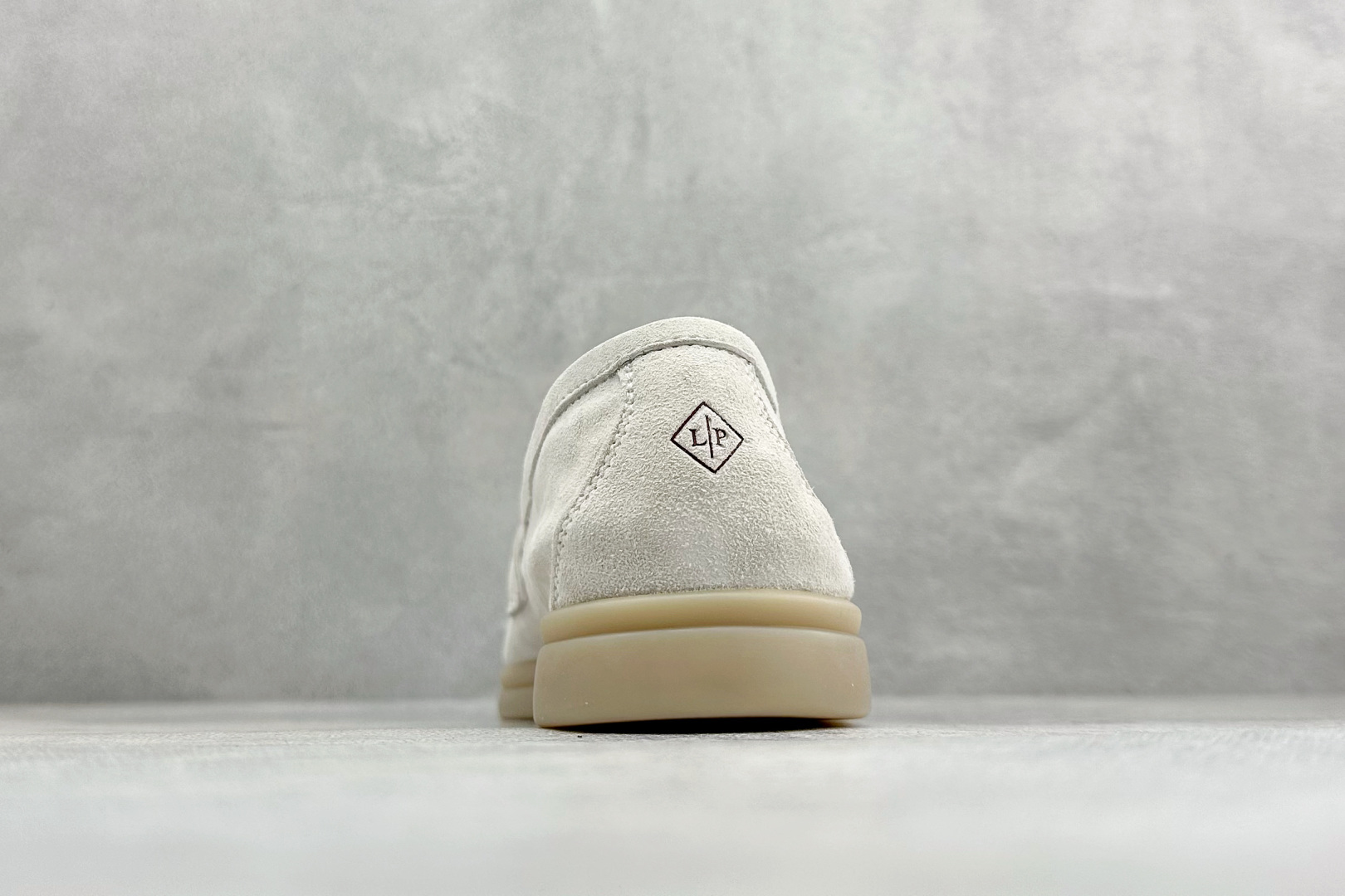 Loro Pian*经典爆款lp豆豆鞋 0086350-Top High Quatity Cheap Sneakers Fashion Clothing Clothes Bags handbags Shoes of all Brand wholesale With The best Quality And Beautiful Price from China Factory Chinese suppliers wholesaler seller Loro Pian*经典爆款lp豆豆鞋 0086350