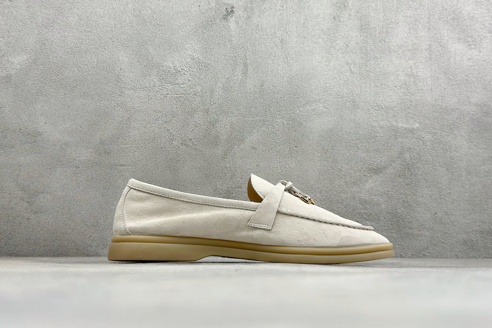 Loro Pian*经典爆款lp豆豆鞋 0086350-Top High Quatity Cheap Sneakers Fashion Clothing Clothes Bags handbags Shoes of all Brand wholesale With The best Quality And Beautiful Price from China Factory Chinese suppliers wholesaler seller Loro Pian*经典爆款lp豆豆鞋 0086350