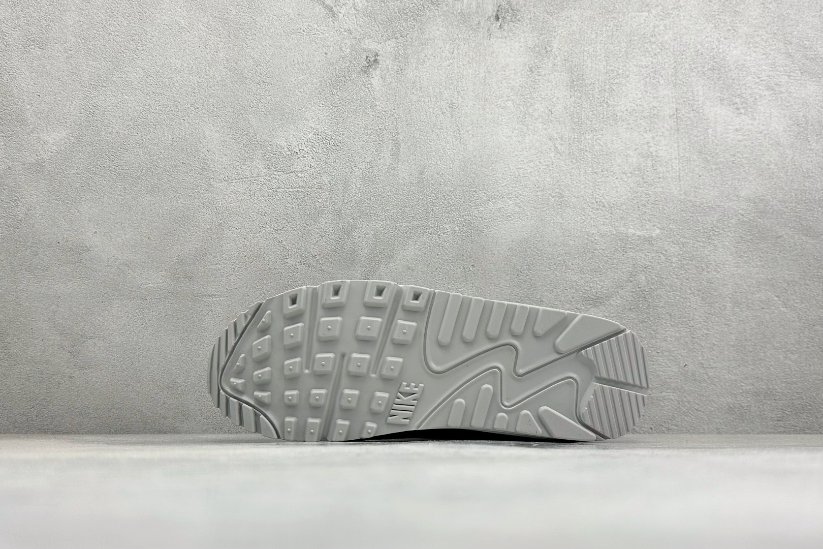 NK Air MAX 90 气垫复古减震跑步鞋 DM9102-001-Top High Quatity Cheap Sneakers Fashion Clothing Clothes Bags handbags Shoes of all Brand wholesale With The best Quality And Beautiful Price from China Factory Chinese suppliers wholesaler seller NK Air MAX 90 气垫复古减震跑步鞋 DM9102-001